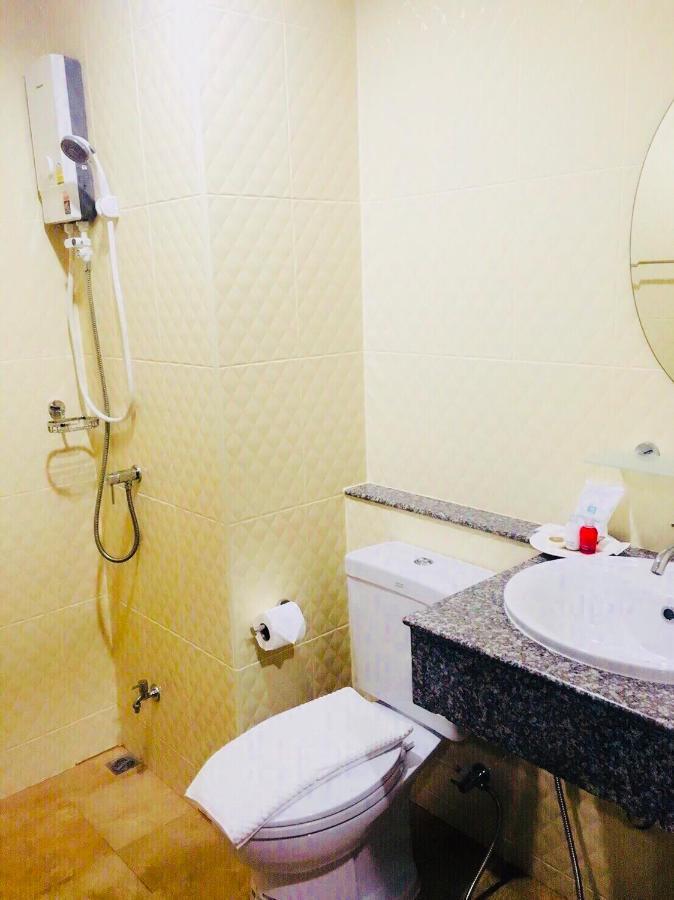 The Green Residence 304 Si Maha Phot Екстериор снимка